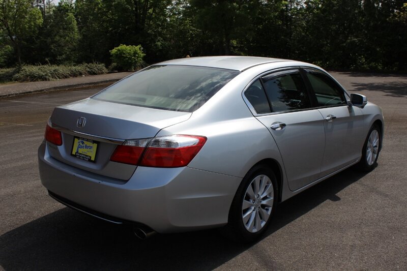 Used 2013 Honda Accord EX image 4