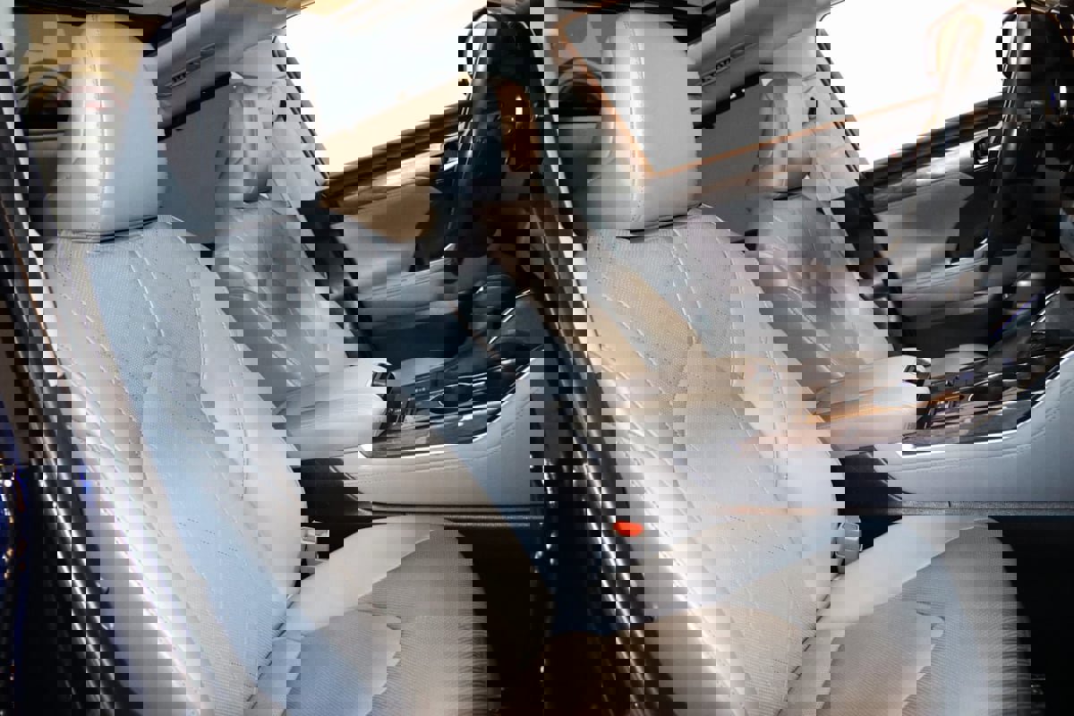 Used 2021 Toyota Highlander Platinum image 62