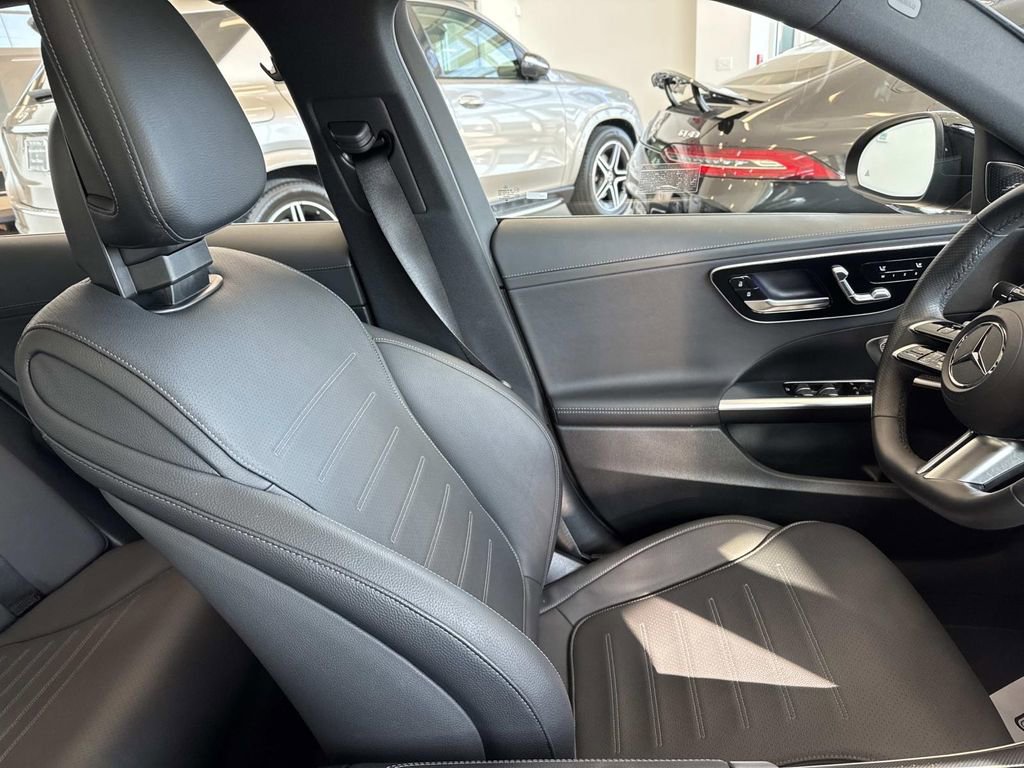 Used 2024 Mercedes-Benz C 300 Sedan image 11