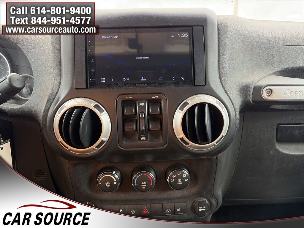 Used 2017 Jeep Wrangler Unlimited Sahara w/ Max Tow Package image 16