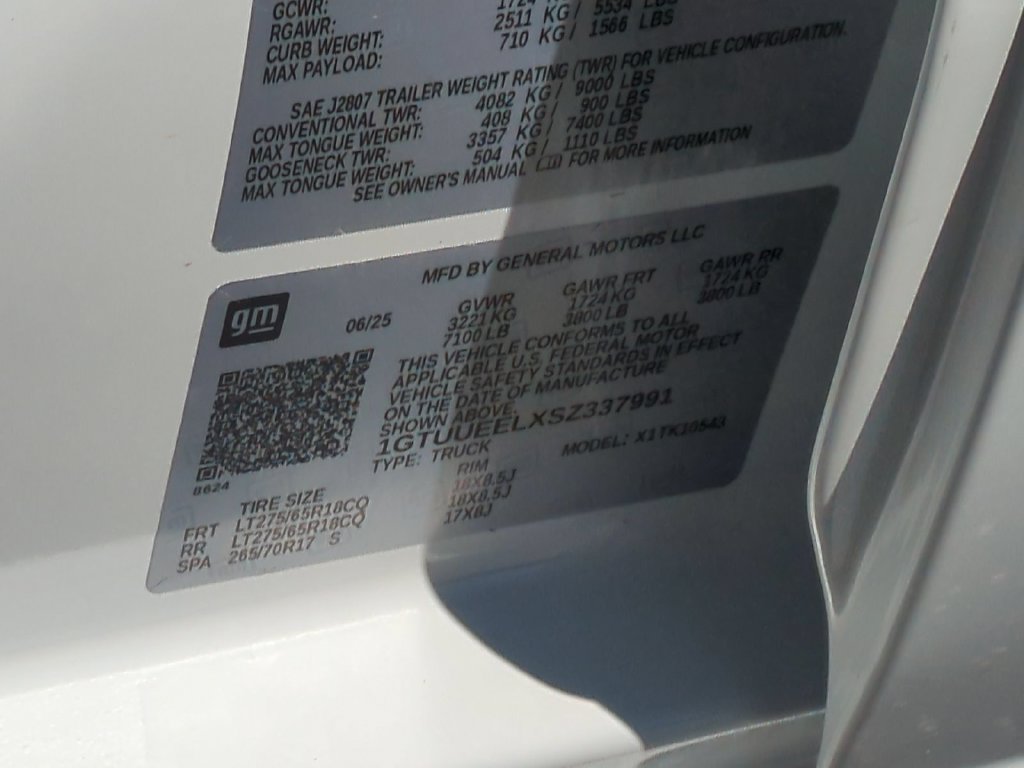 Used 2025 GMC Sierra 1500 AT4 AWD/4WD image 38