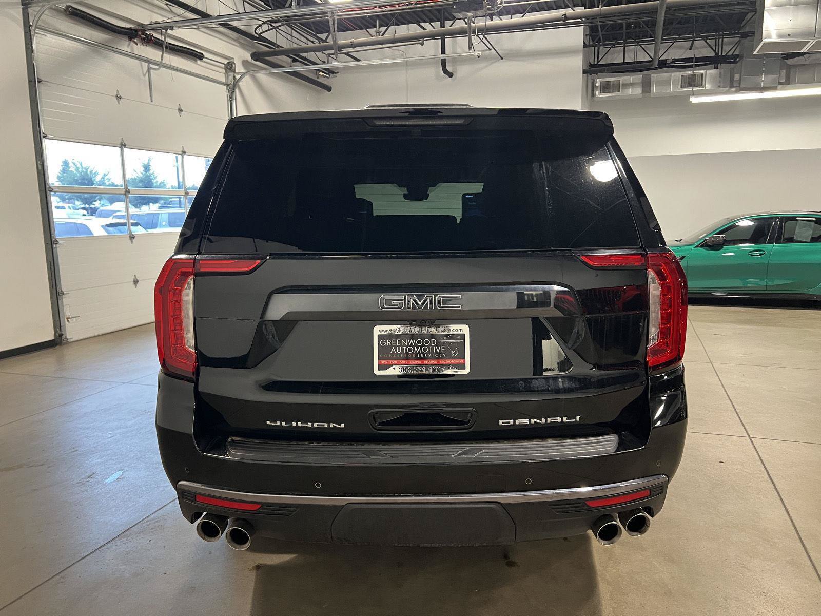 Used 2024 GMC Yukon Denali Ultimate AWD/4WD image 4