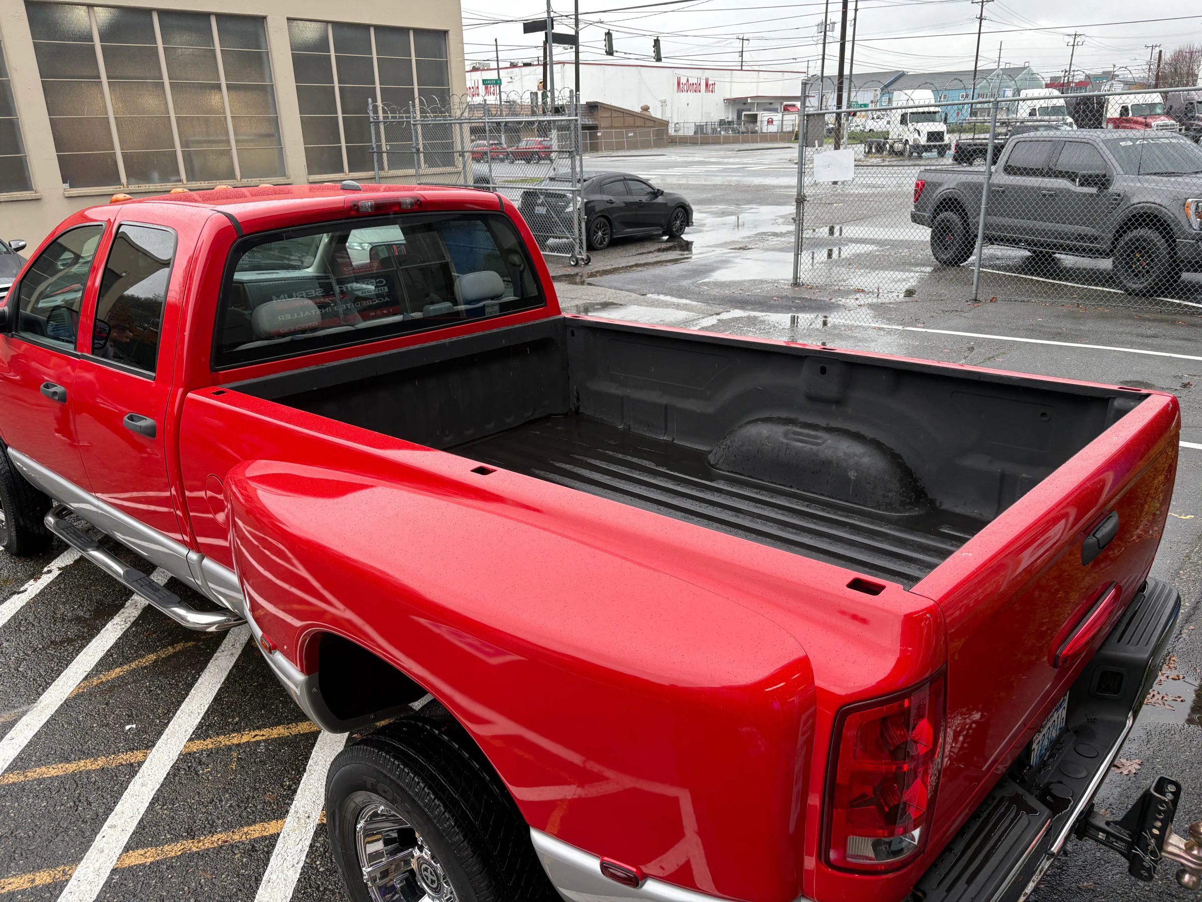 Used 2006 Dodge Ram 3500 Truck SLT image 10