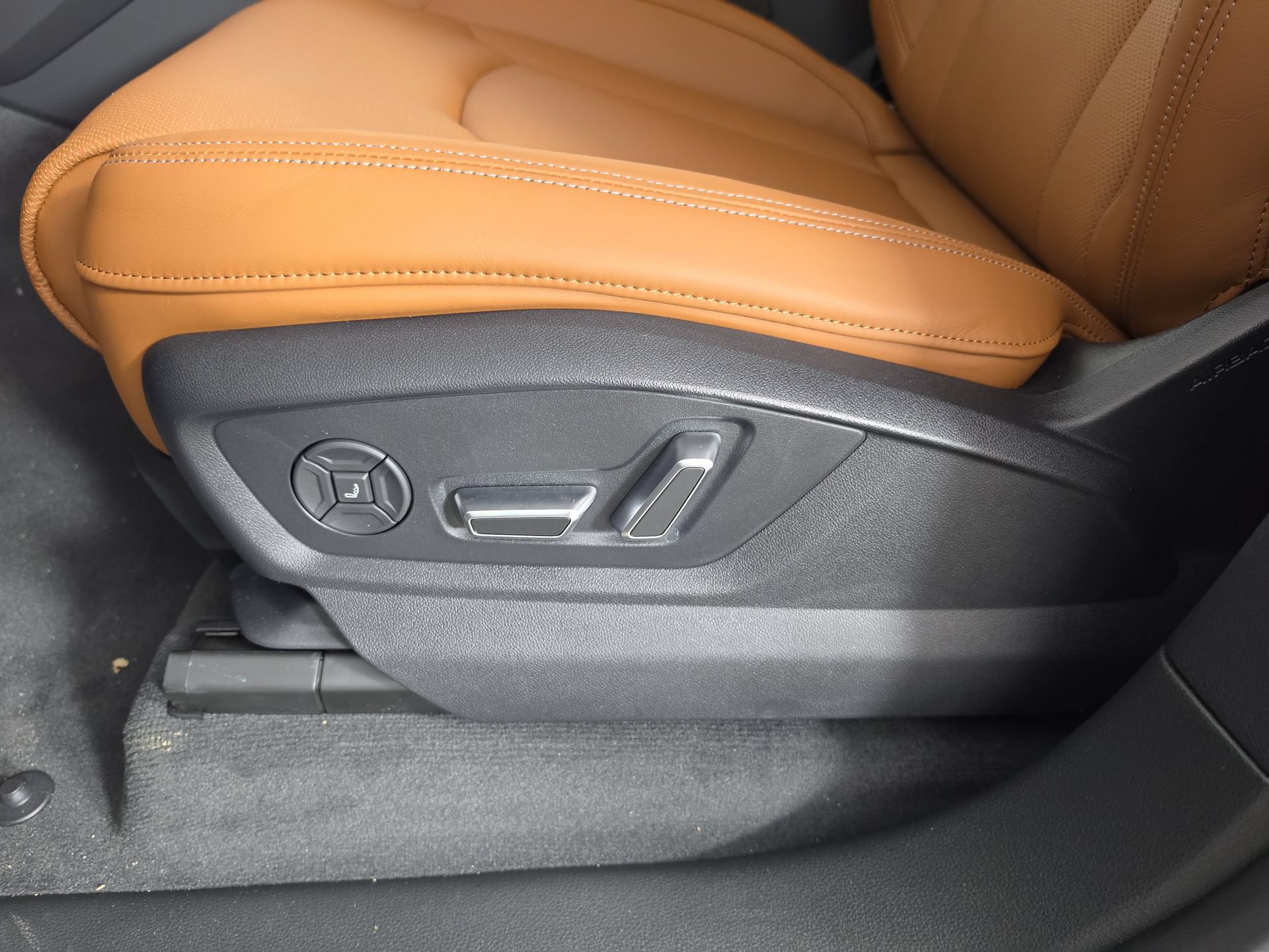 New 2026 Audi Q8 Prestige AWD/4WD image 17