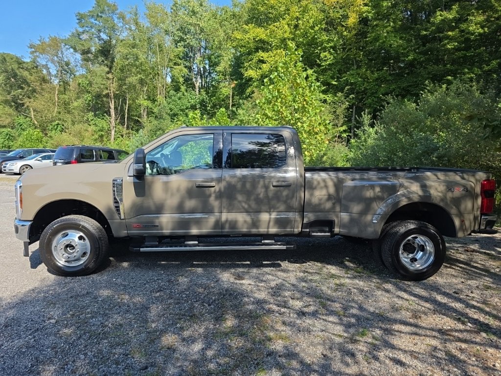 New 2027 Ford F350 XLT w/ XLT Premium Package AWD/4WD image 5