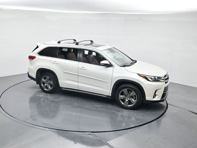 Used 2017 Toyota Highlander Limited Platinum image 44