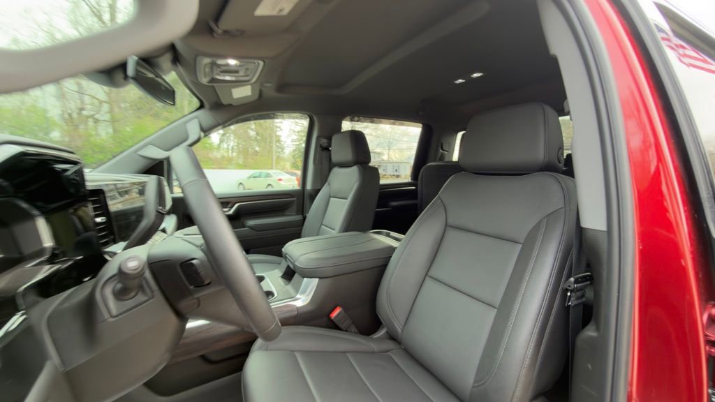 Used 2026 GMC Sierra 2500 SLT w/ SLT Premium Package image 10
