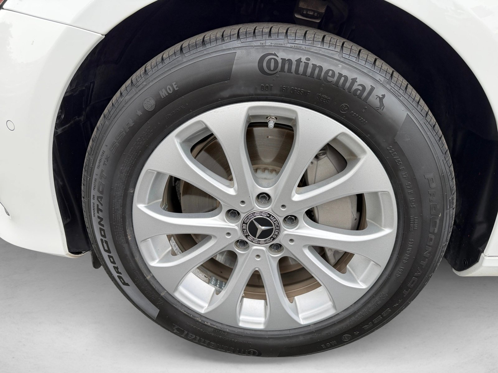 Certified 2020 Mercedes-Benz E 350 4MATIC Sedan image 9