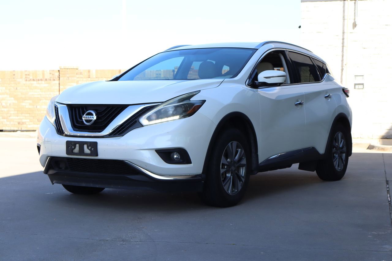 Used 2018 Nissan Murano SL w/ Moonroof Package FWD image 2