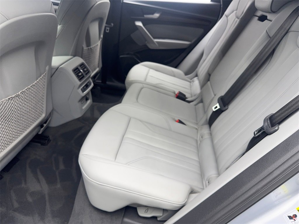 Used 2022 Audi Q5 2.0T Premium w/ Convenience Package image 34