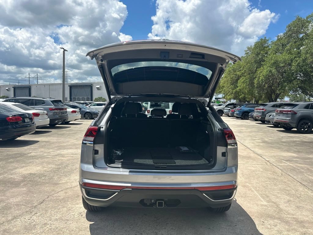 New 2026 Volkswagen Atlas Cross Sport SE AWD/4WD image 43