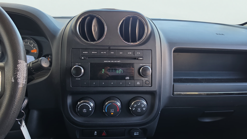 Used 2015 Jeep Patriot Sport w/ Power Value Group AWD/4WD image 11