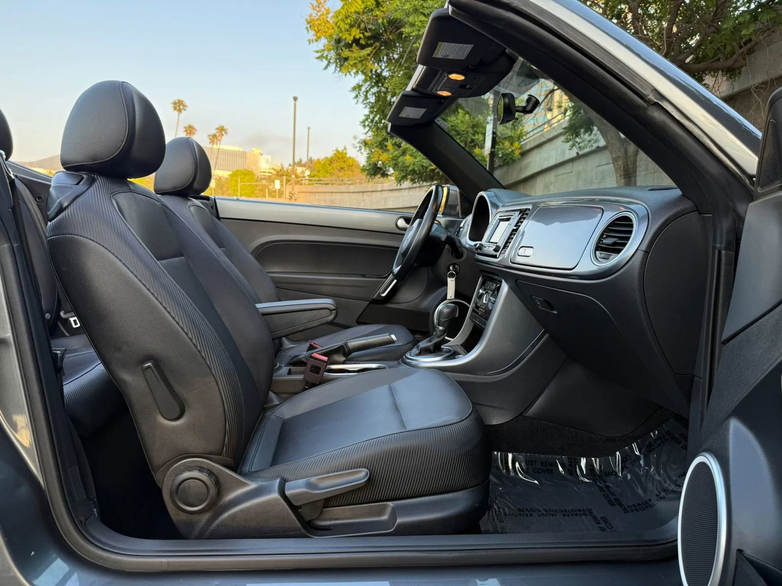 Used 2018 Volkswagen Beetle 2.0T Coast FWD image 42