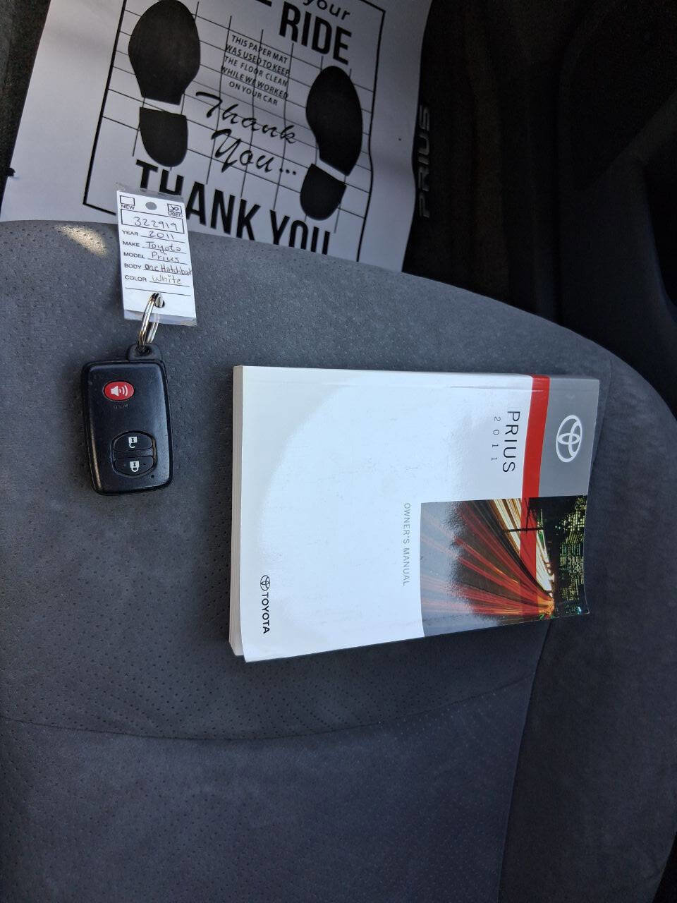 Used 2011 Toyota Prius Three w/ Navigation Pkg image 17