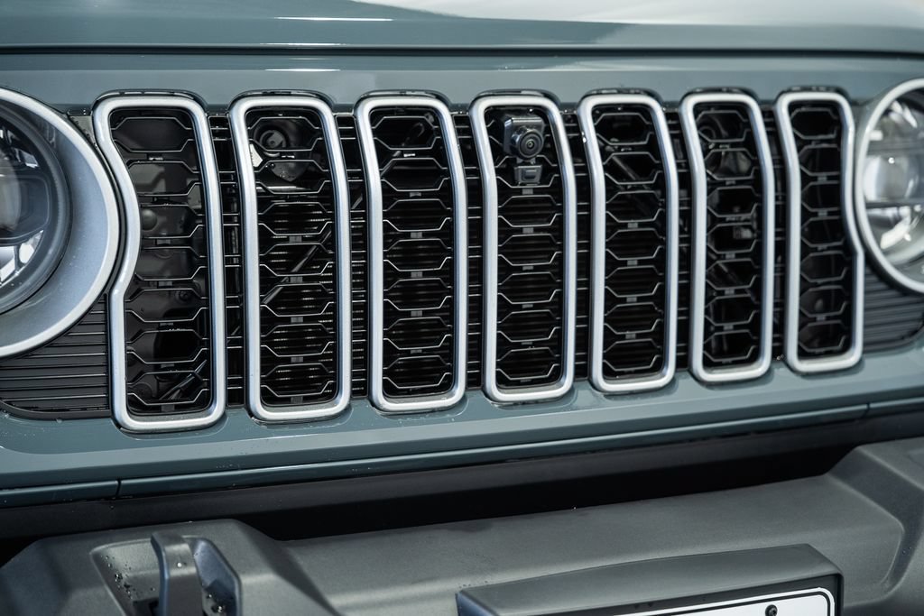 New 2026 Jeep Wrangler Unlimited Sahara AWD/4WD image 9