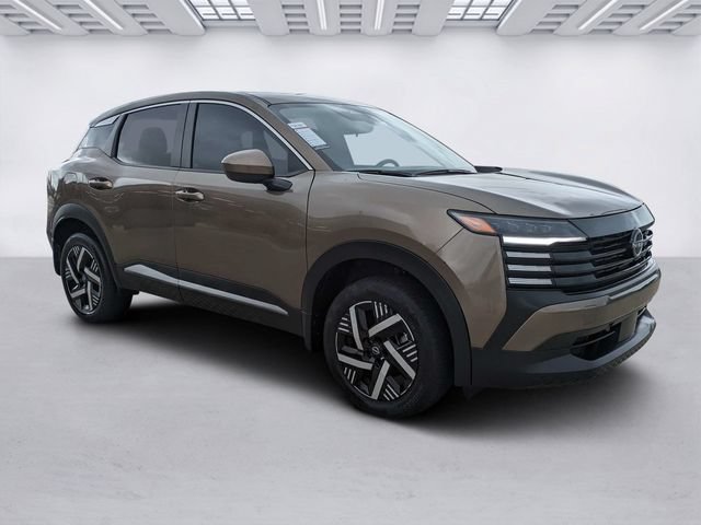 Used 2025 Nissan Kicks SV FWD image 1