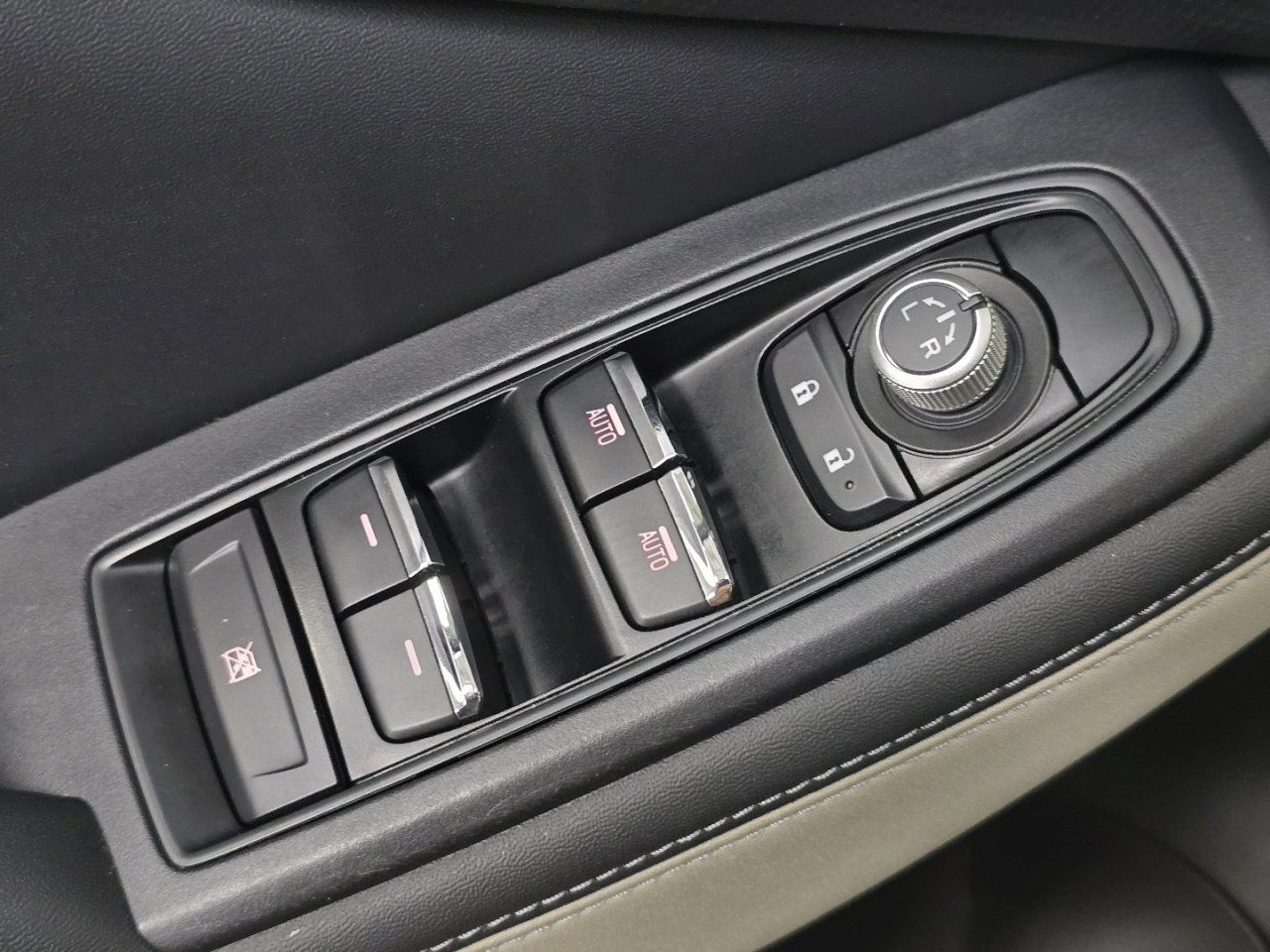 Used 2022 Subaru Forester Limited w/ Popular Package #2 image 25