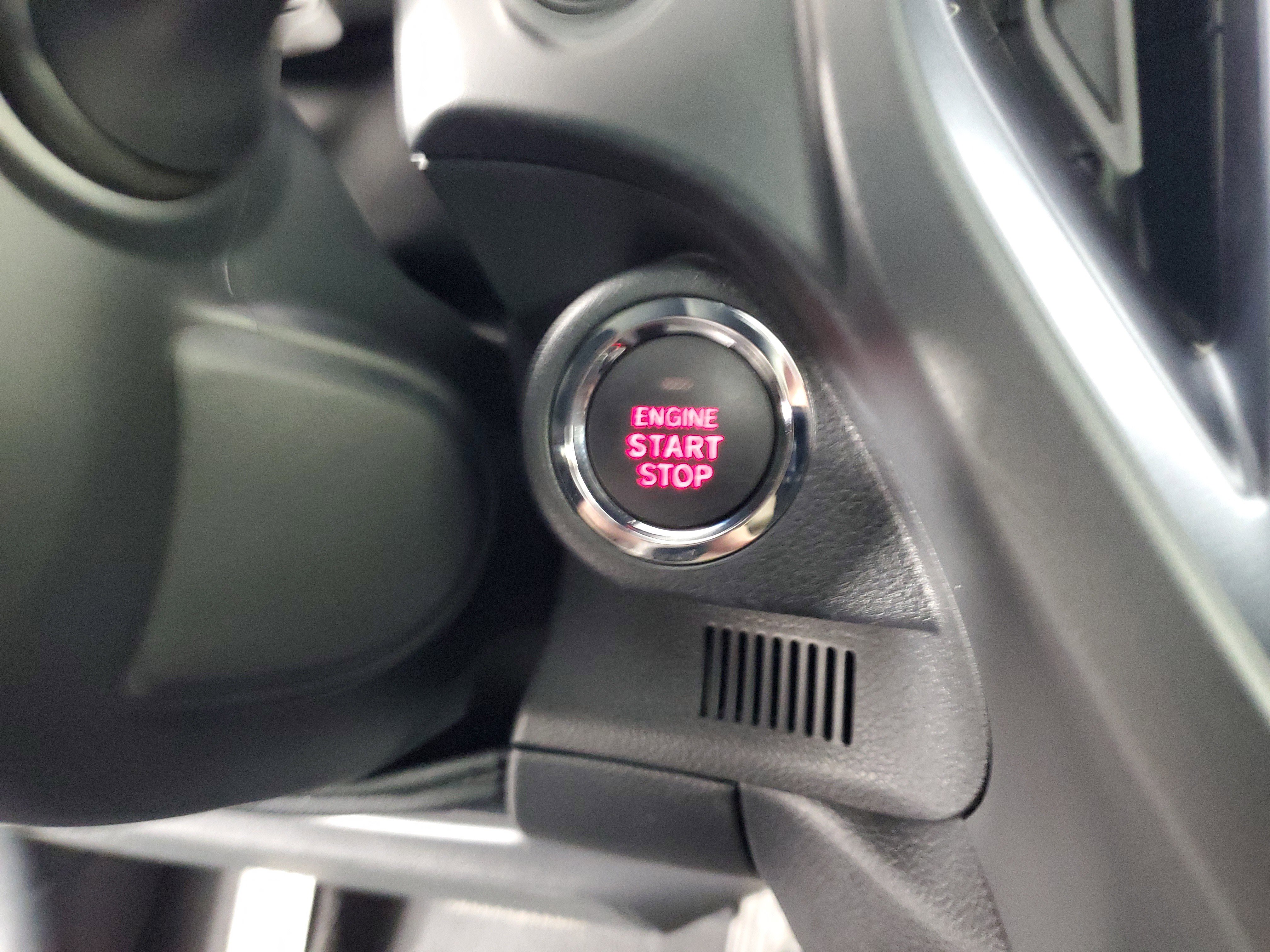 Used 2025 Subaru Forester Limited image 22