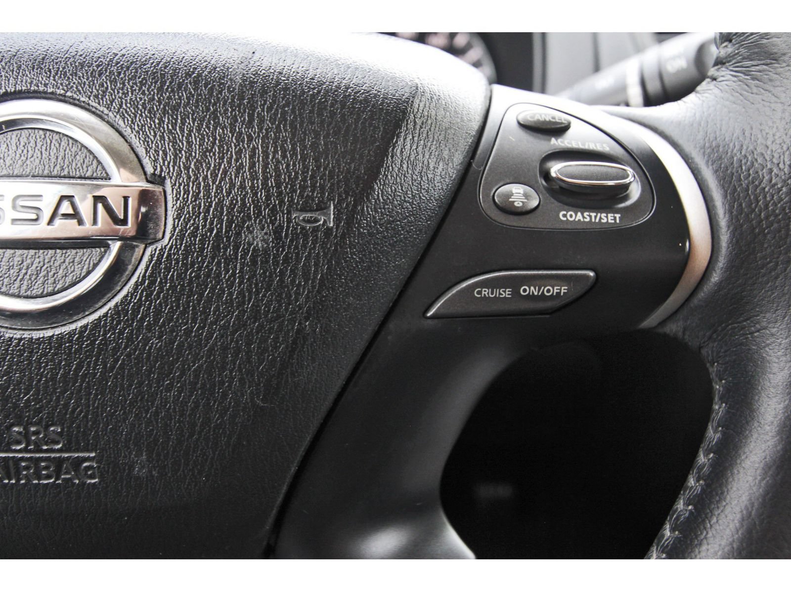 Used 2019 Nissan Pathfinder Platinum FWD image 21