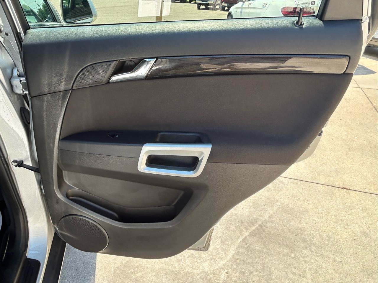 Used 2013 Chevrolet Captiva Sport LS FWD image 15