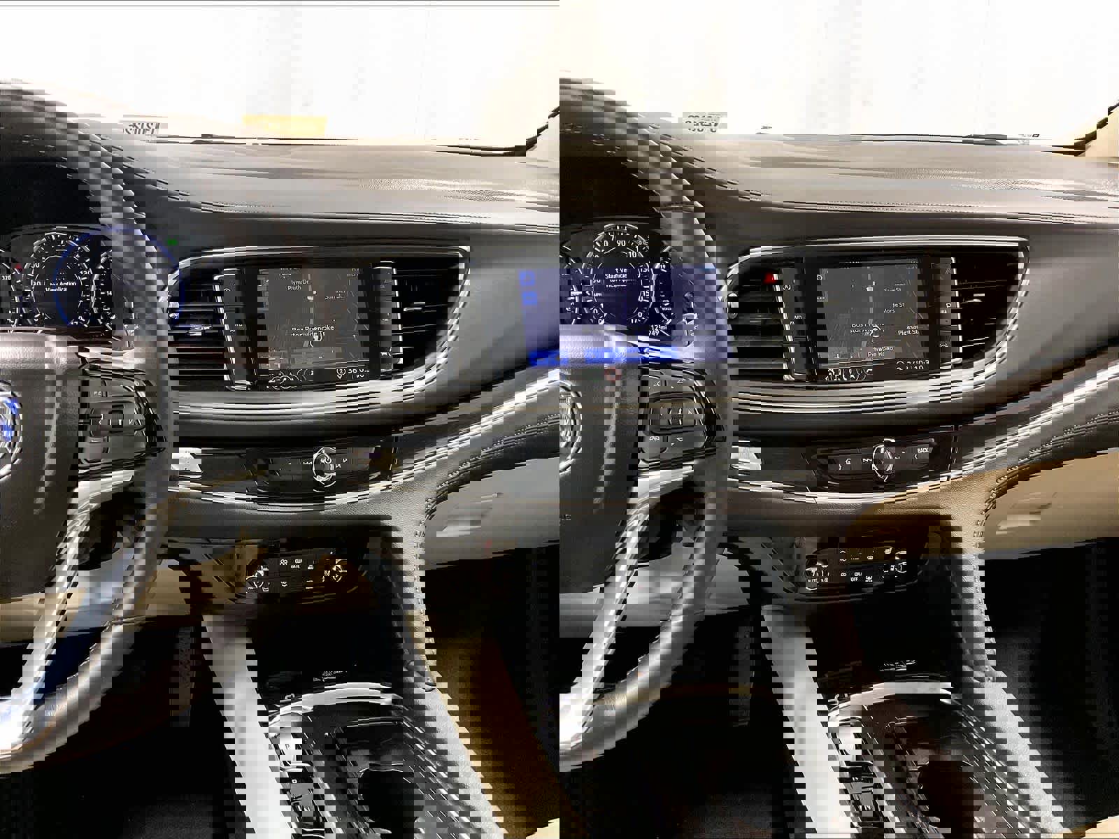 Used 2023 Buick Enclave Premium w/ Experience Buick Package image 18