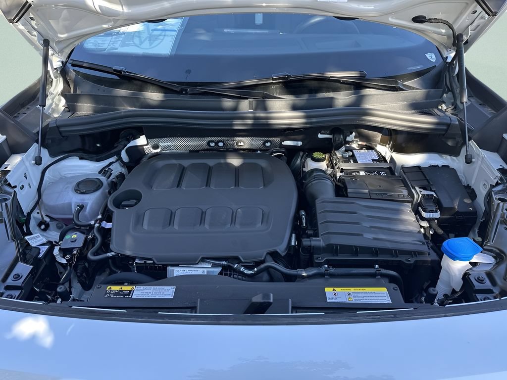 New 2026 Volkswagen Tiguan SE R-Line FWD image 27