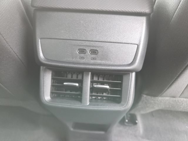 New 2026 Chevrolet Equinox LT w/ Safety and Technology Package FWD image 15