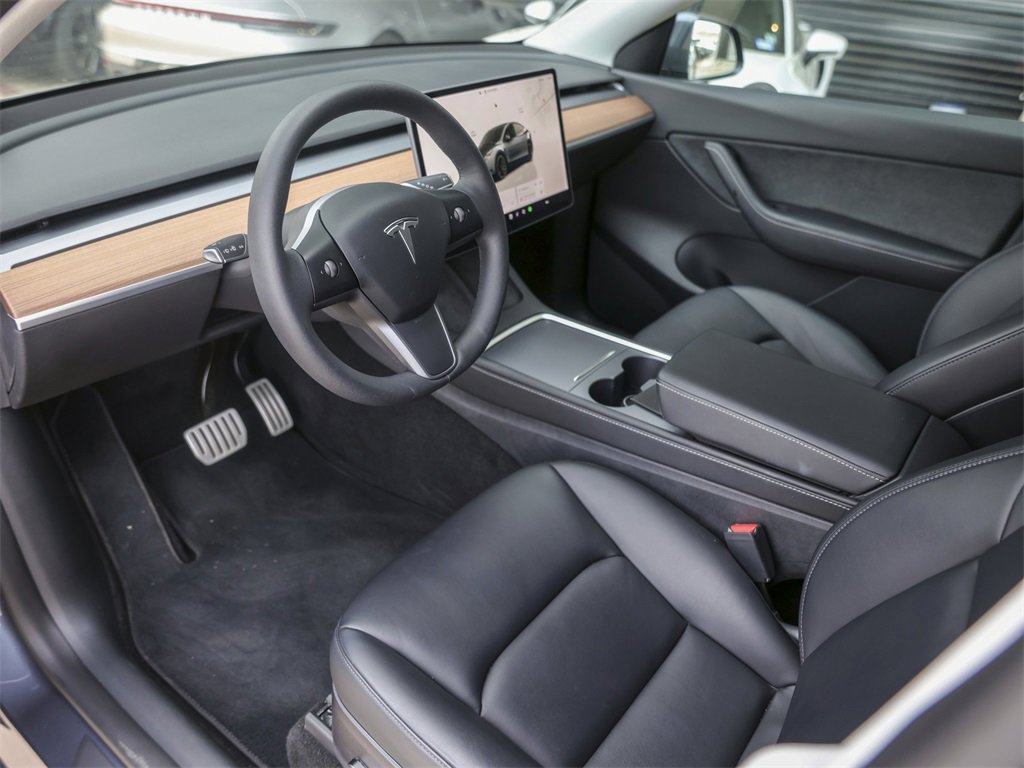 Used 2022 Tesla Model Y Performance image 4