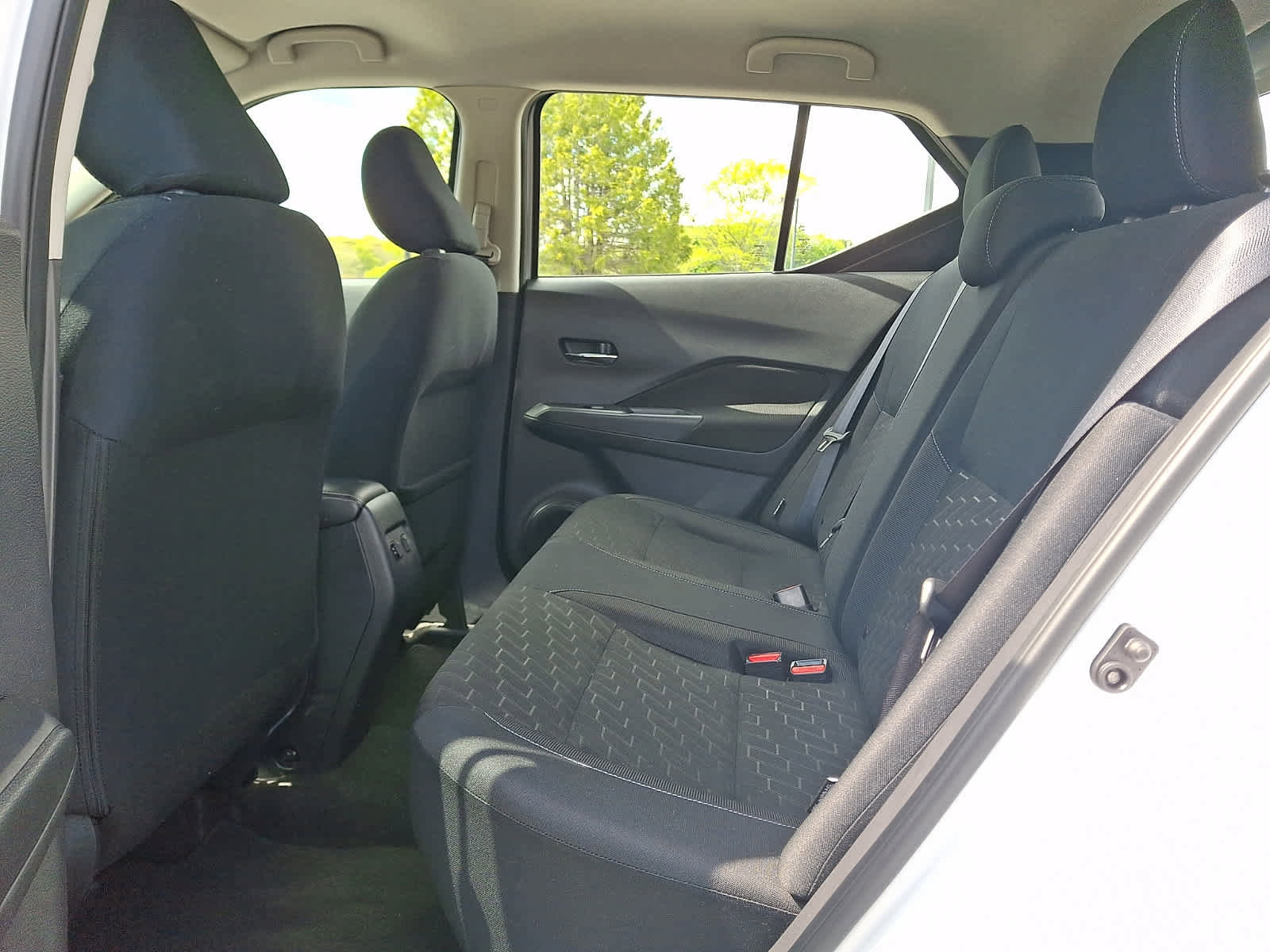 Used 2024 Nissan Kicks SV FWD image 12