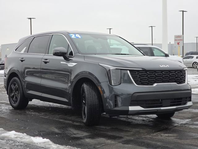 Used 2024 Kia Sorento LX image 15