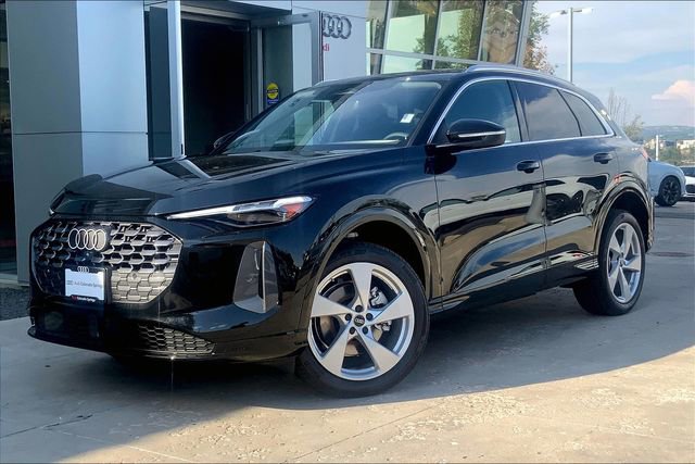 New 2025 Audi Q5 Premium Plus
