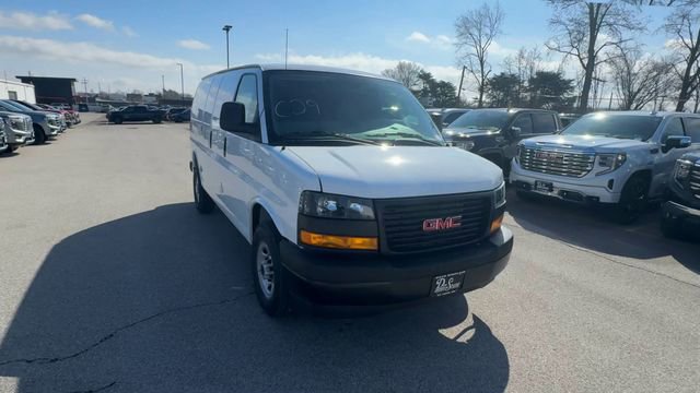 New 2026 GMC Savana 2500 Work Van image 3
