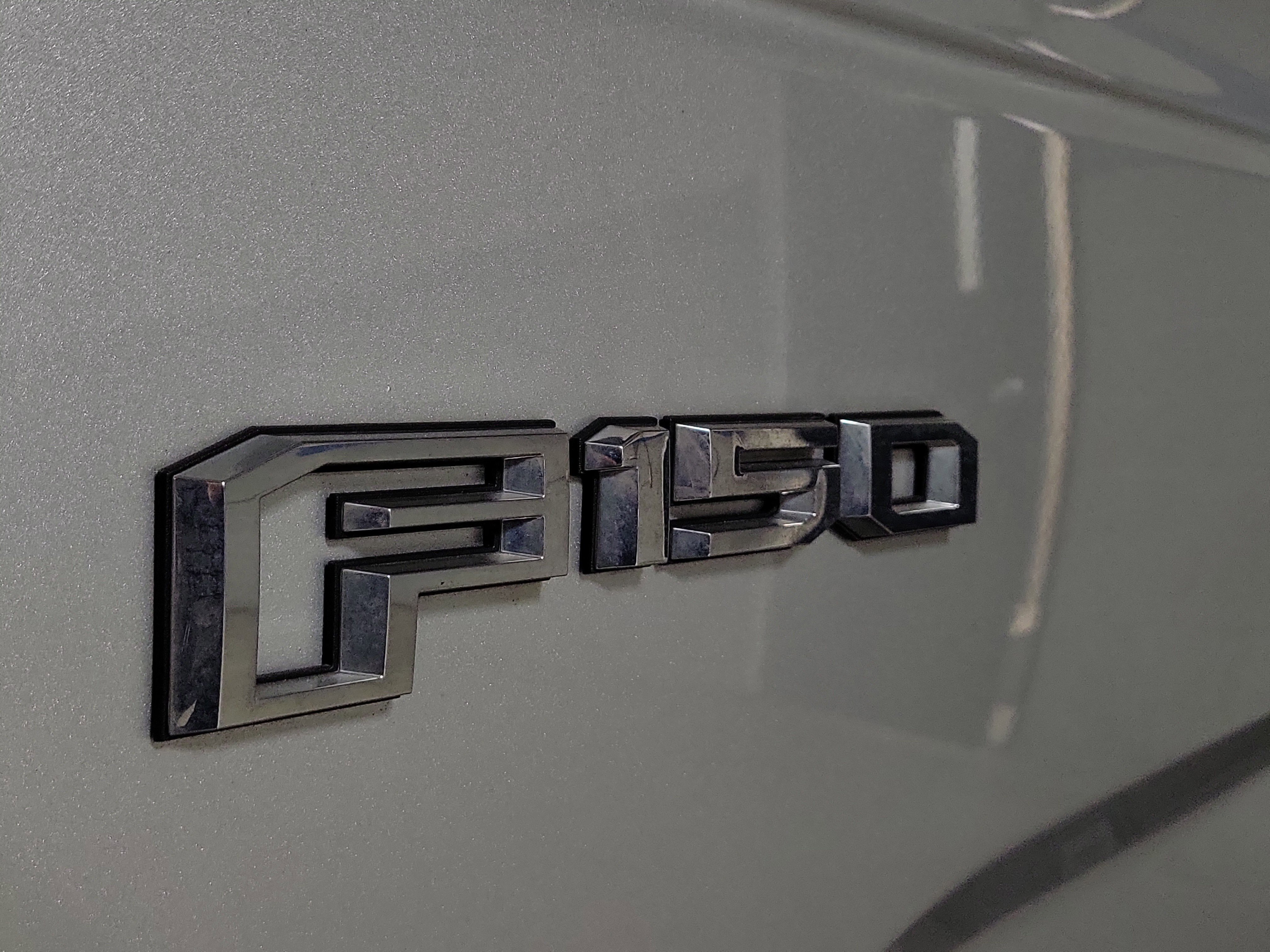 Used 2016 Ford F150 XL w/ Equipment Group 101A Mid image 8