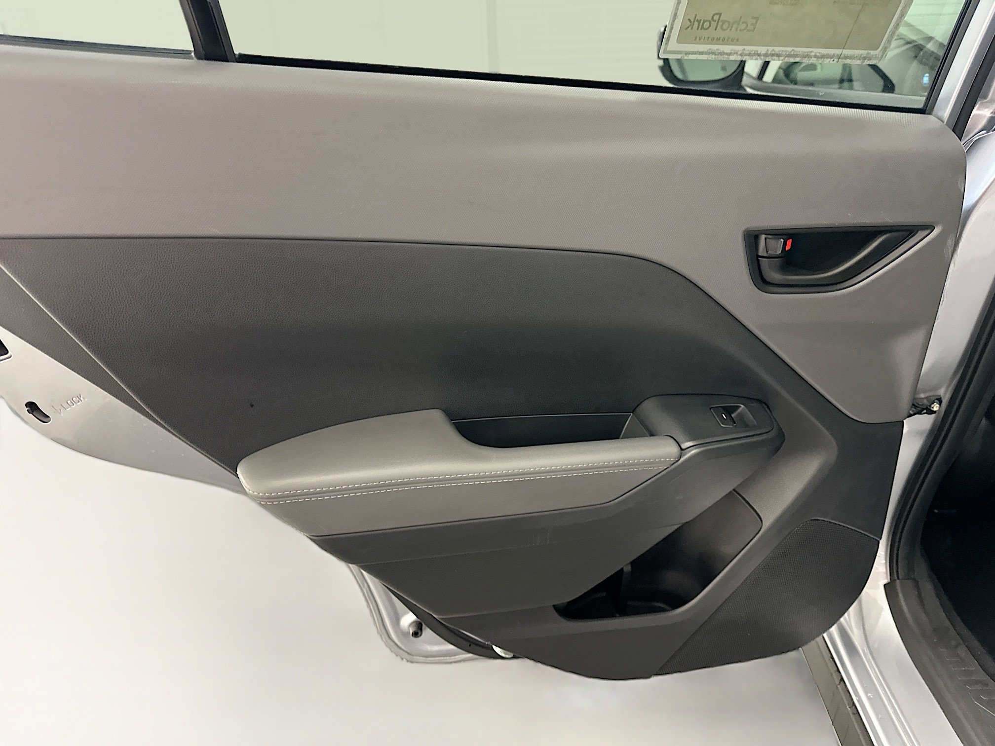 Used 2024 Subaru Crosstrek 2.0i Premium image 27