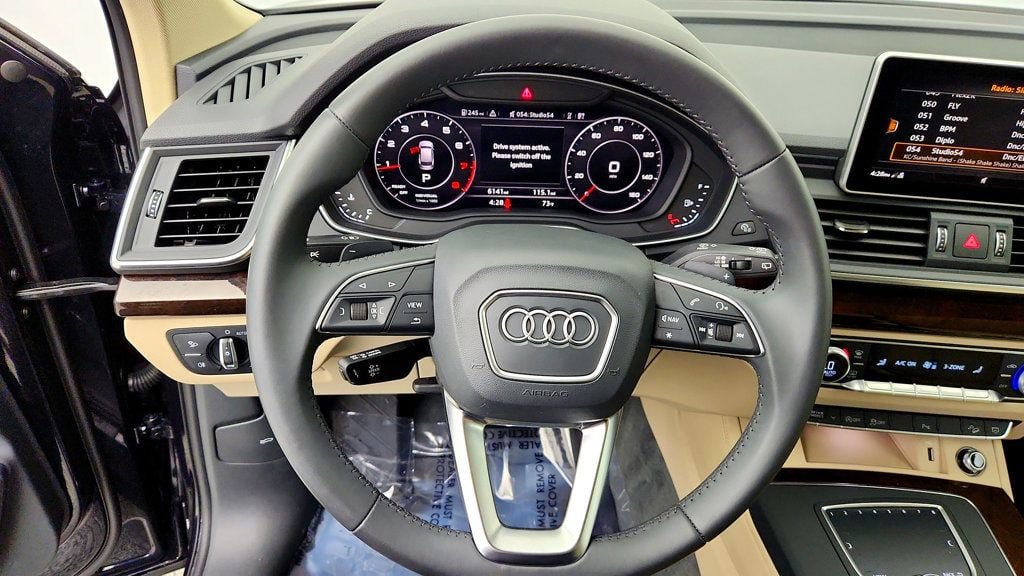 Used 2019 Audi Q5 2.0T Premium Plus w/ Premium Plus Package AWD/4WD image 14