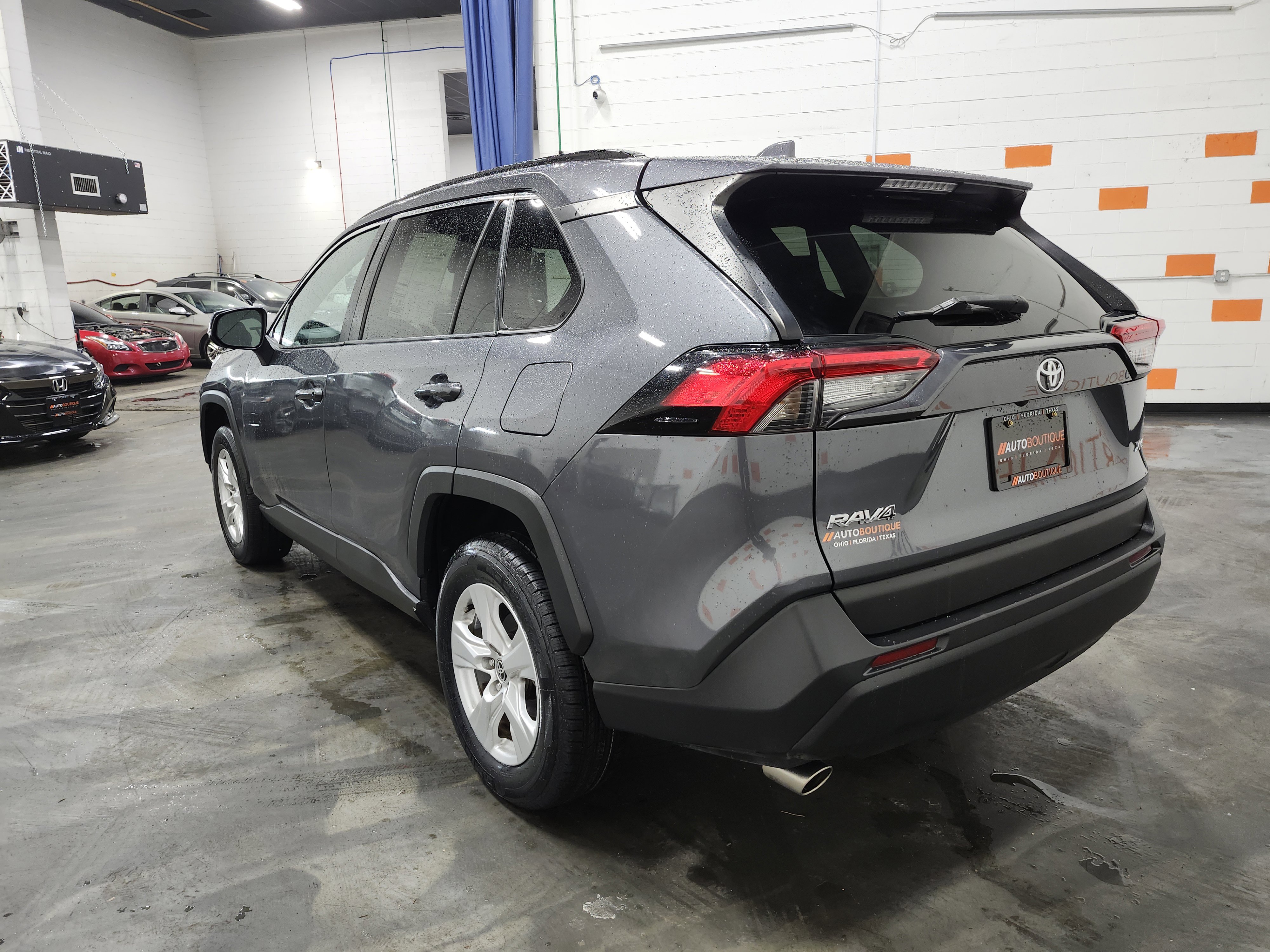 Used 2021 Toyota RAV4 XLE image 14