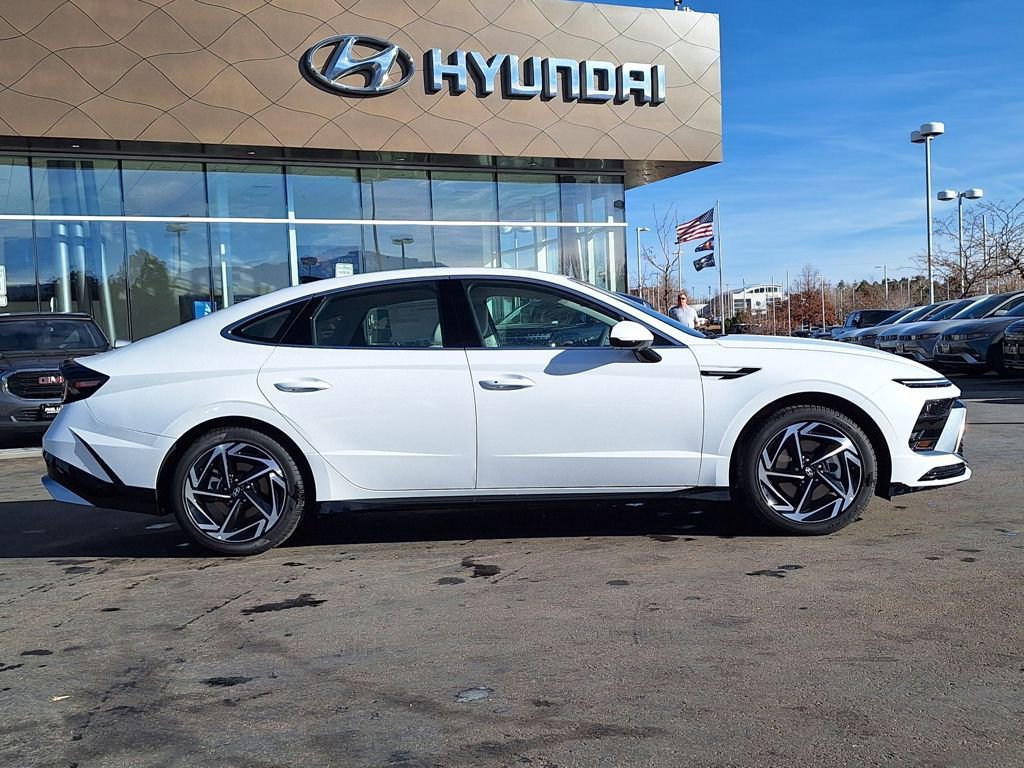 New 2026 Hyundai Sonata SEL image 2
