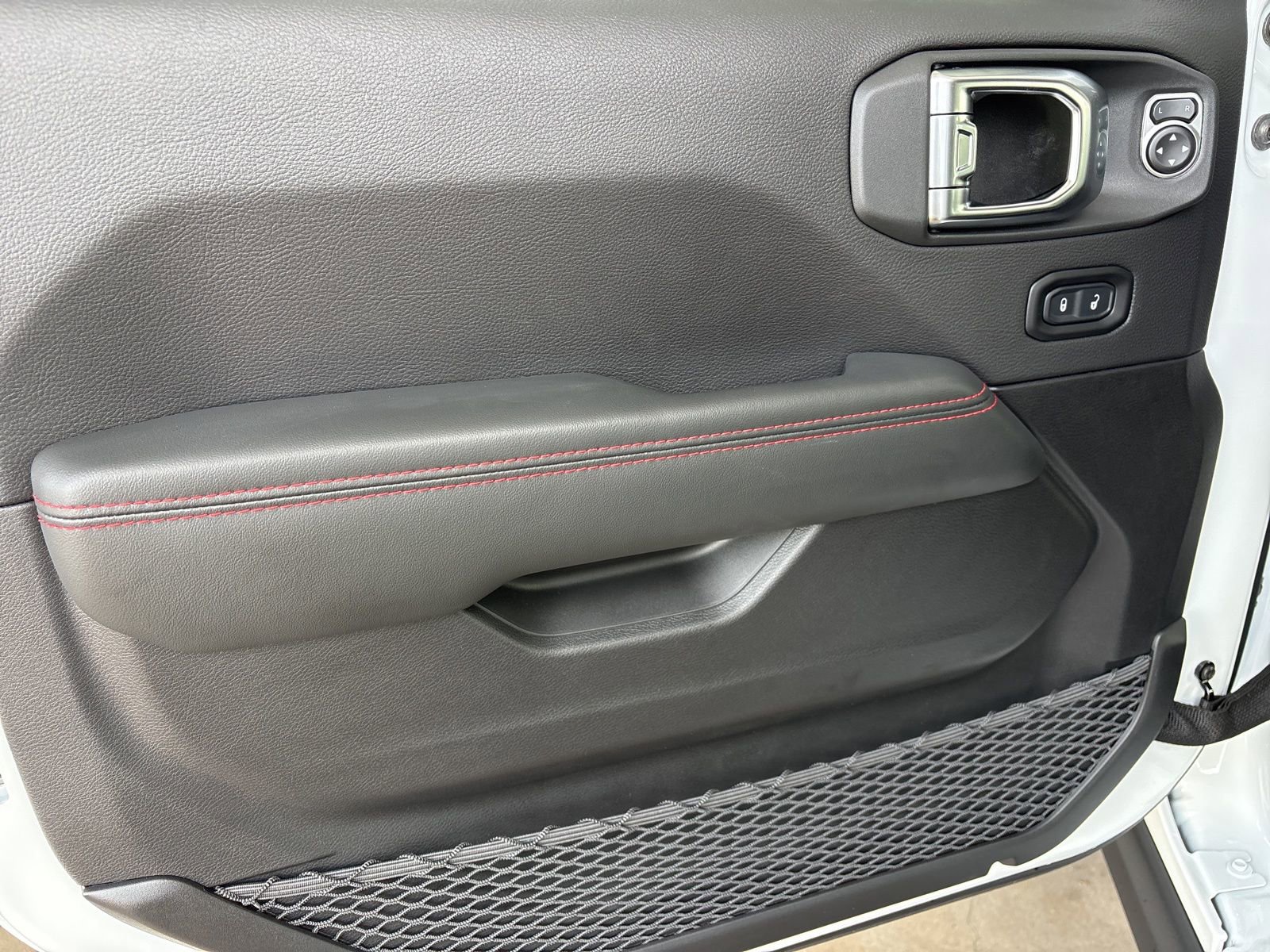 New 2026 Jeep Wrangler Unlimited Rubicon 392 image 12