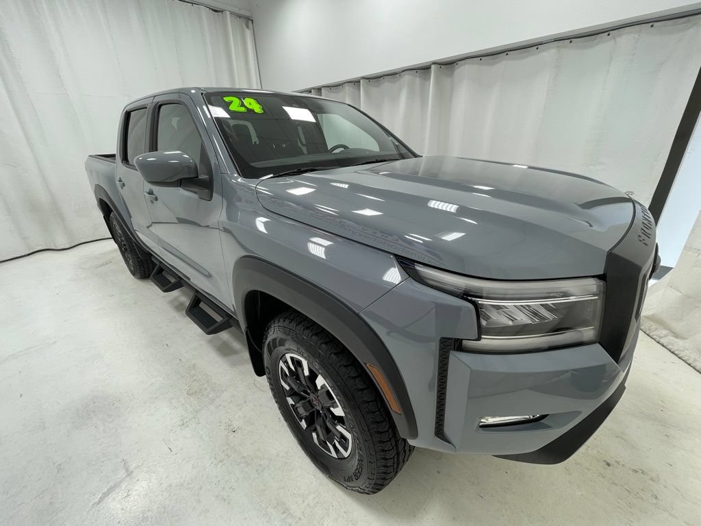 Used 2024 Nissan Frontier PRO-4X w/ Off-Road Protection Package AWD/4WD image 3