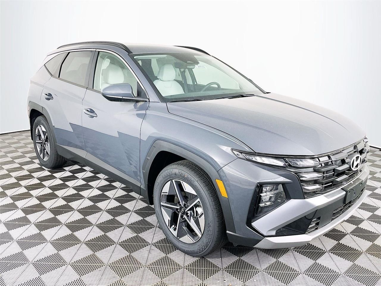 New 2026 Hyundai Tucson SEL FWD image 1