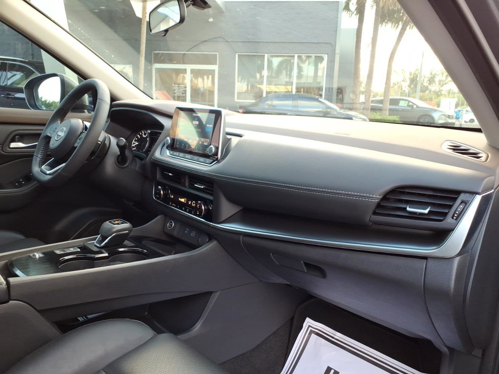 Certified 2023 Nissan Rogue SV w/ SV Premium B Package image 21