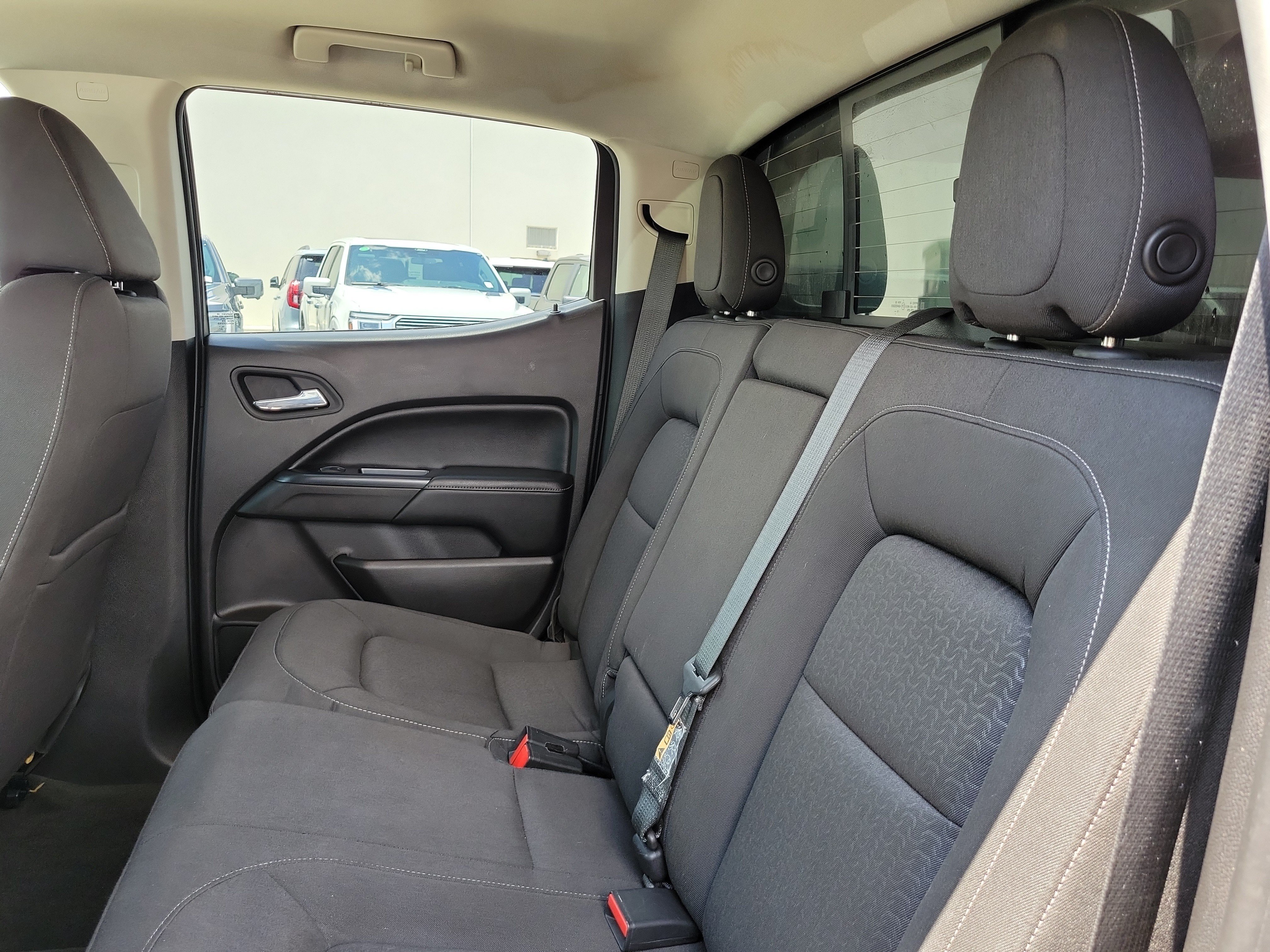 Used 2016 GMC Canyon SLE w/ Nightfall Edition AWD/4WD image 13
