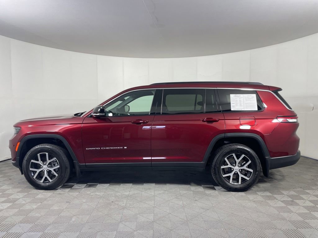 Certified 2025 Jeep Grand Cherokee L Limited w/ Trailer Tow Package AWD/4WD image 2