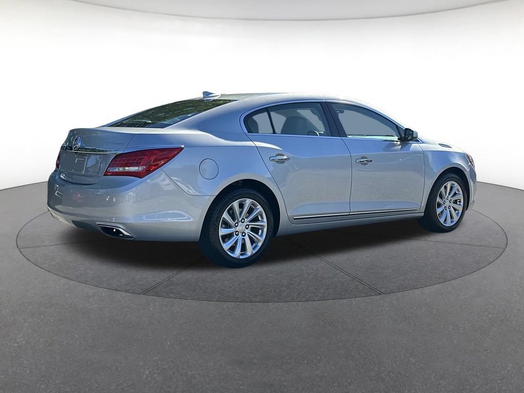 Used 2015 Buick LaCrosse FWD image 6