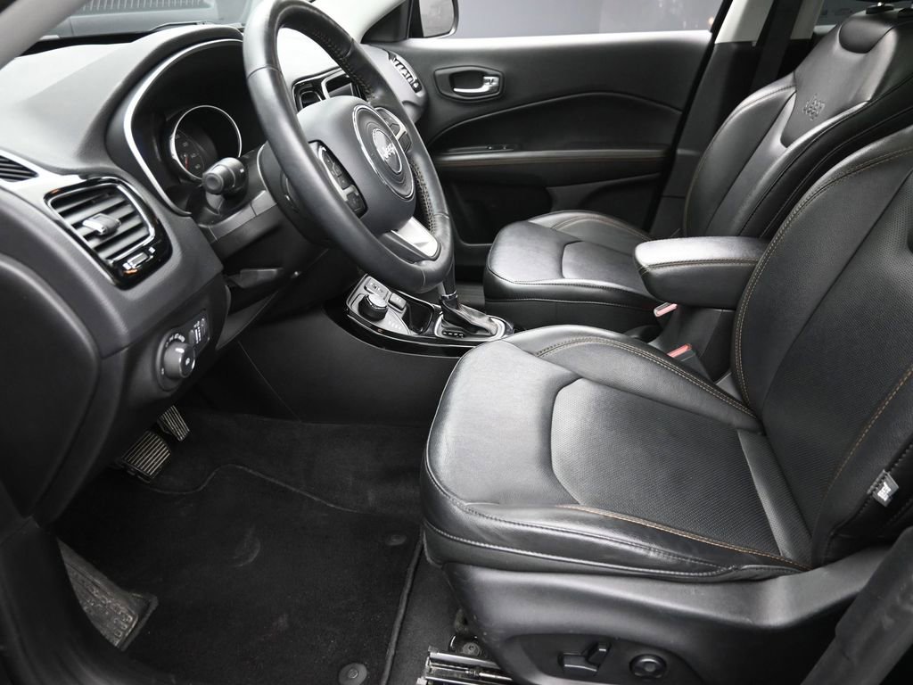 Used 2019 Jeep Compass Limited image 12
