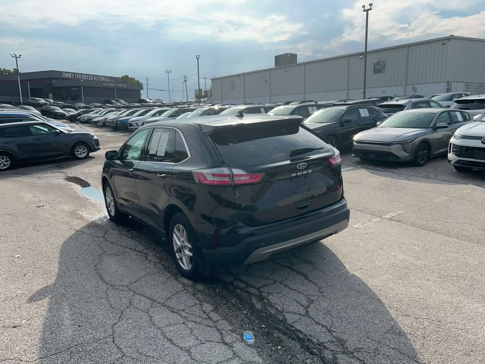 Used 2023 Ford Edge SEL AWD/4WD image 10