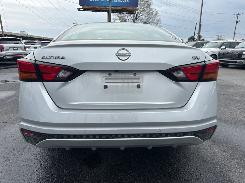 Used 2024 Nissan Altima 2.5 SV FWD image 6