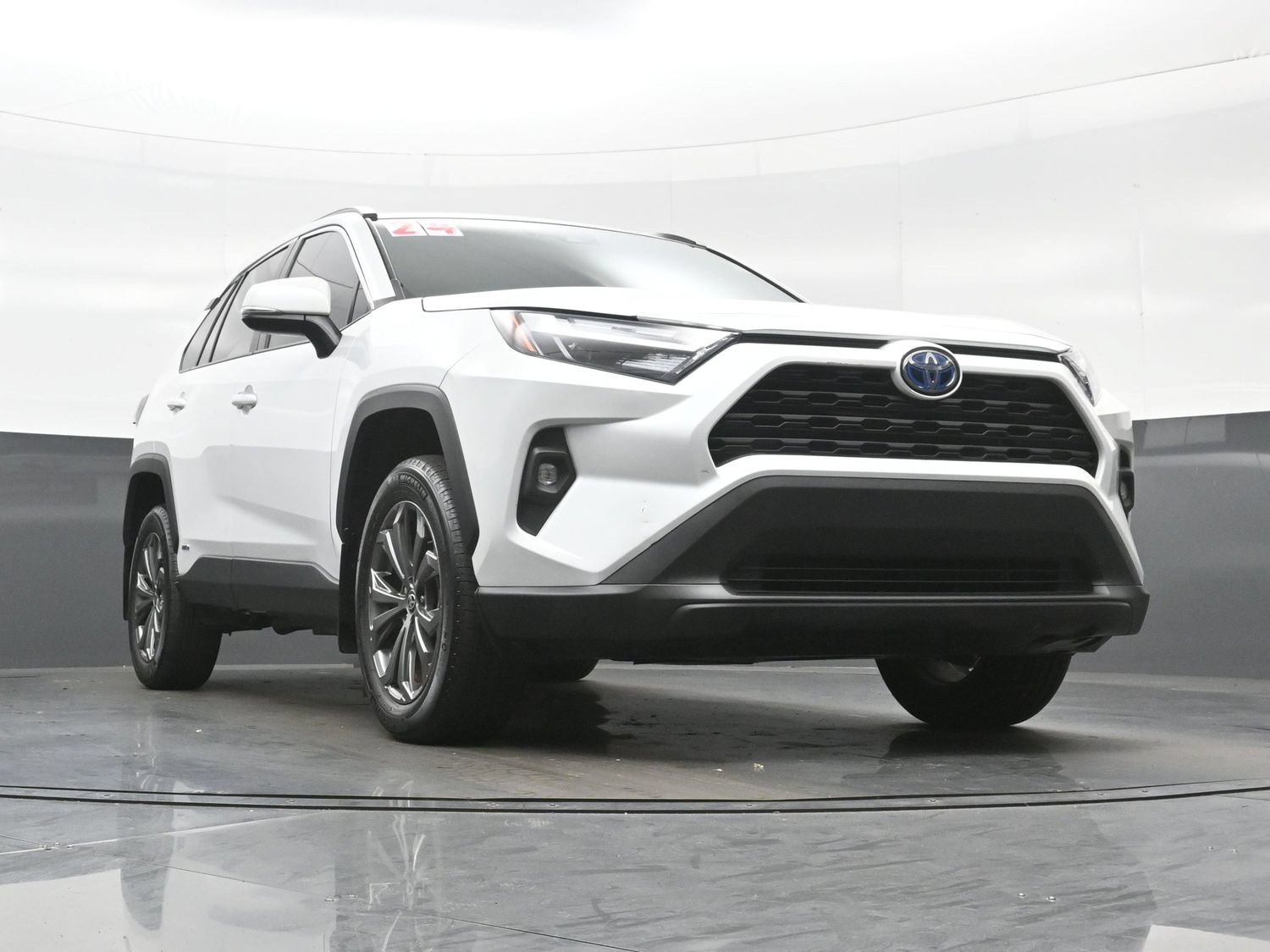 Used 2024 Toyota RAV4 XLE Premium w/ Weather Package AWD/4WD image 28
