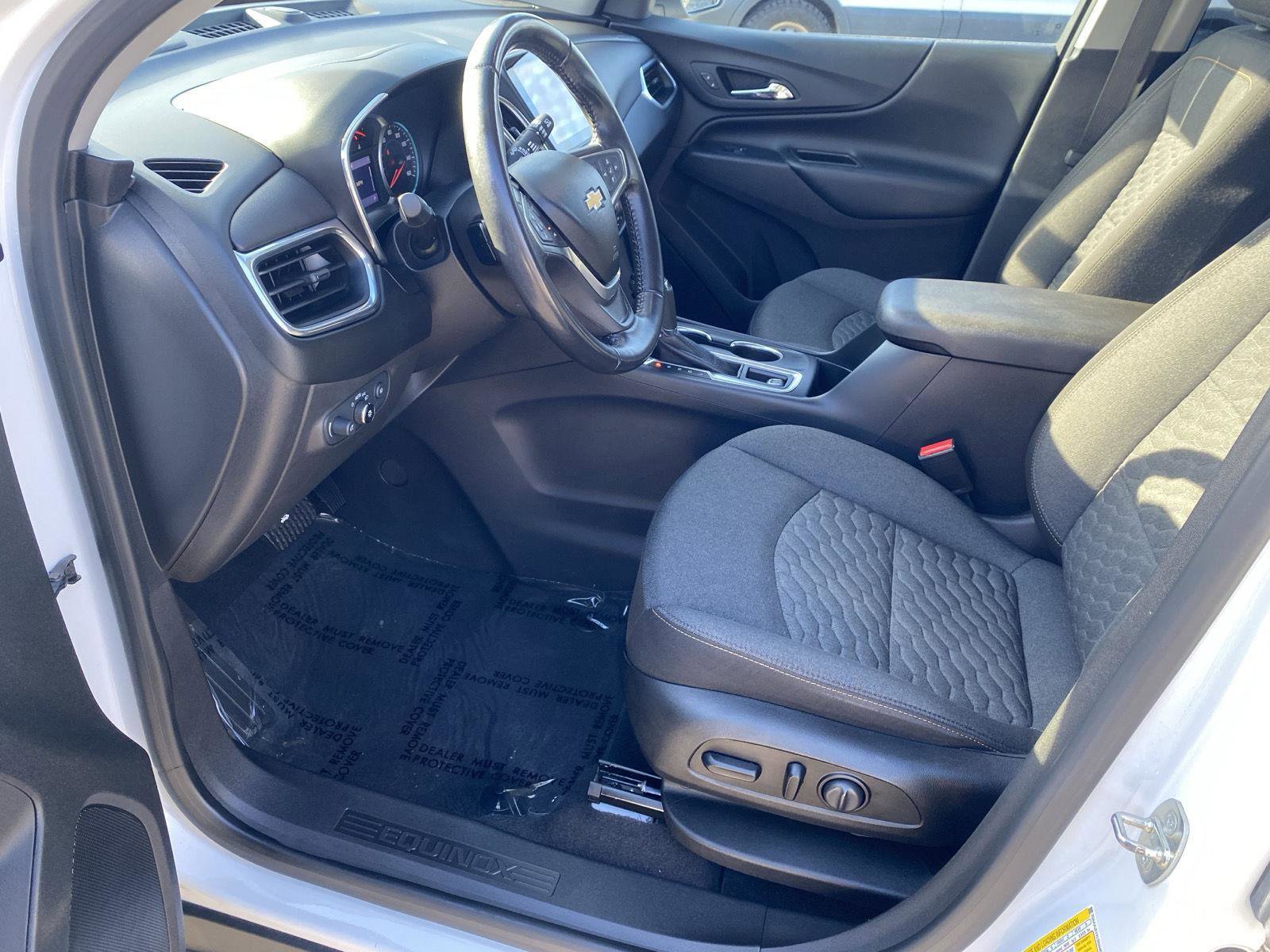 Used 2020 Chevrolet Equinox LT image 17