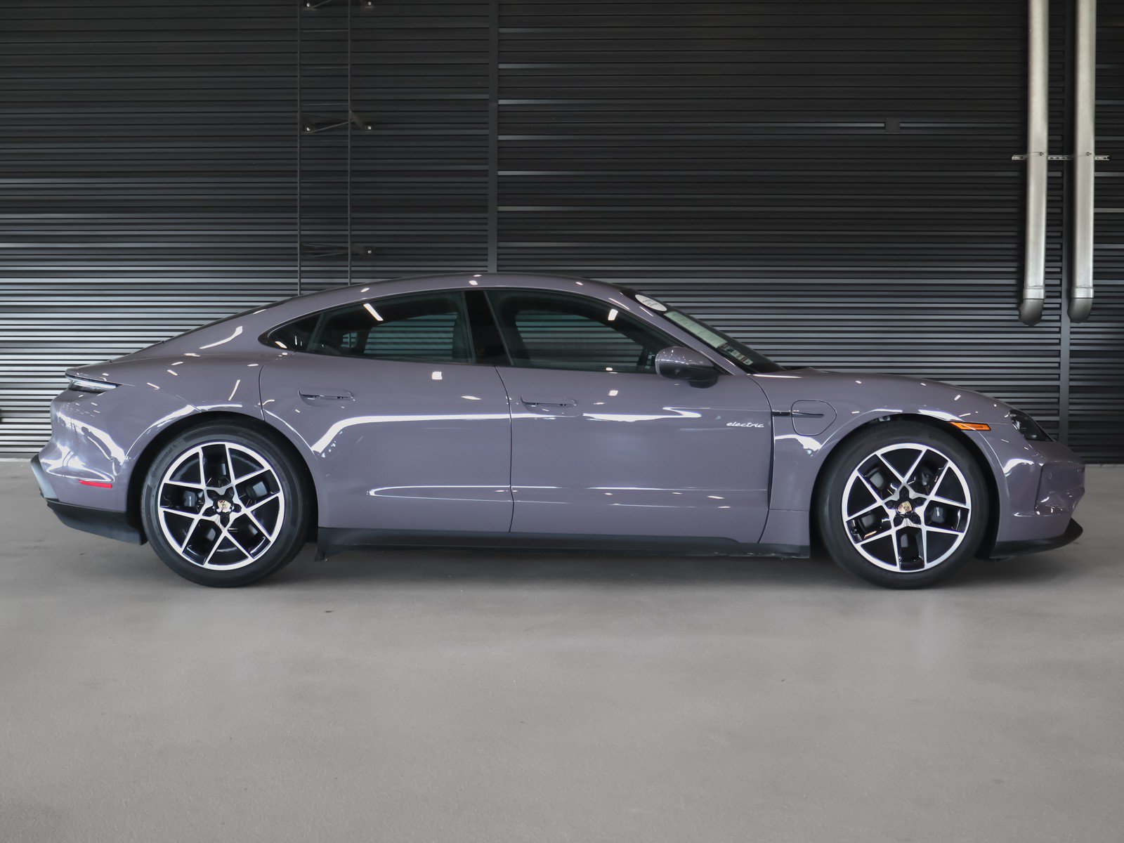 Certified 2025 Porsche Taycan RWD image 11